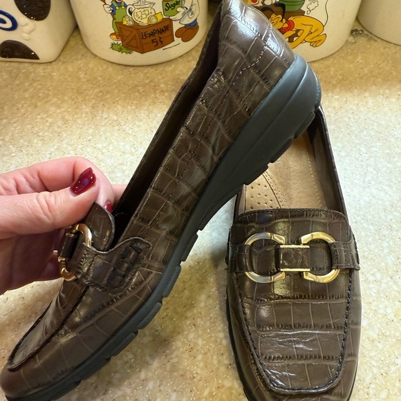 Avienta Sz 7 Brown Crocodile-Pattern Loafers Easy Spirit ECU - Picture 2 of 10